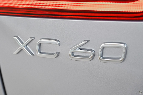 2026 Volvo XC60 UZ Ultra B5 Dark SUV Image 10