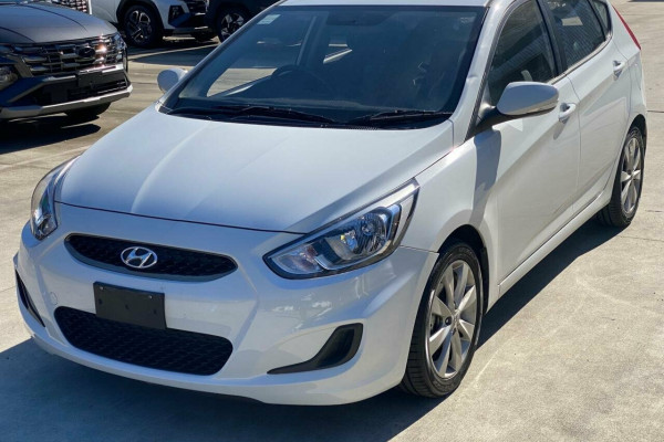 2018 Hyundai Accent RB6 Sport Hatch