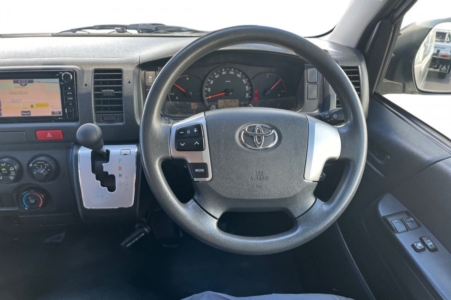 2017 MY19 Toyota HiAce LWB Van LWB Van Image 15