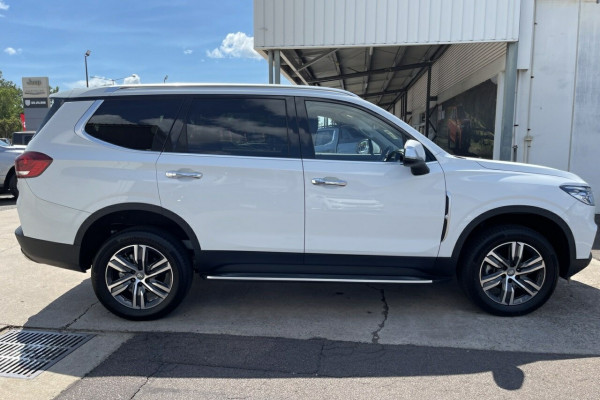 2024 LDV D90 SV9A Executive SUV