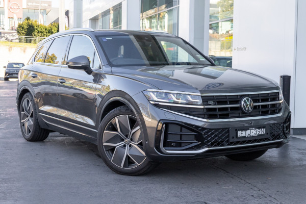 2025 MY26 Volkswagen Touareg RC 210TDI R-Line SUV Image 2