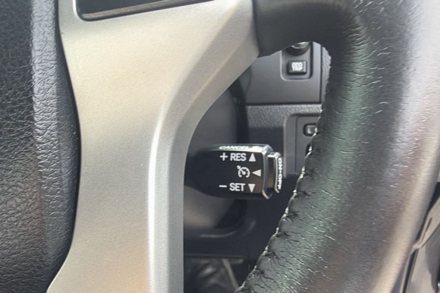 2014 Toyota LandCruiser Prado GDJ150R Altitude SUV Image 15
