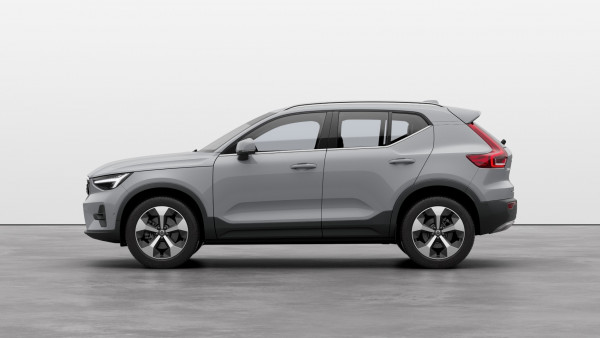 2026 MY25 Volvo XC40 XZ Ultra B4 Bright SUV image 2