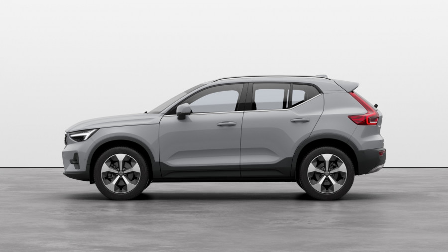 2026 MY25 Volvo XC40 XZ Ultra B4 Bright SUV Image 2