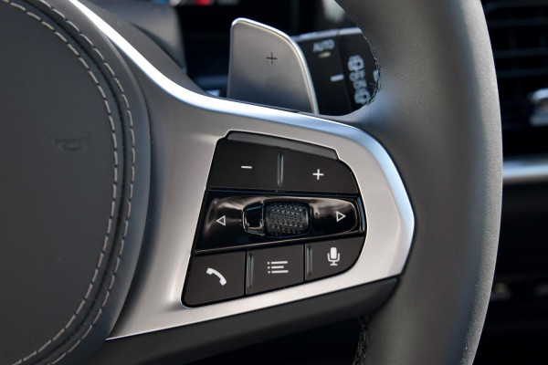 2025 BMW X5 G05 LCI xDrive40i M Sport SUV image 12