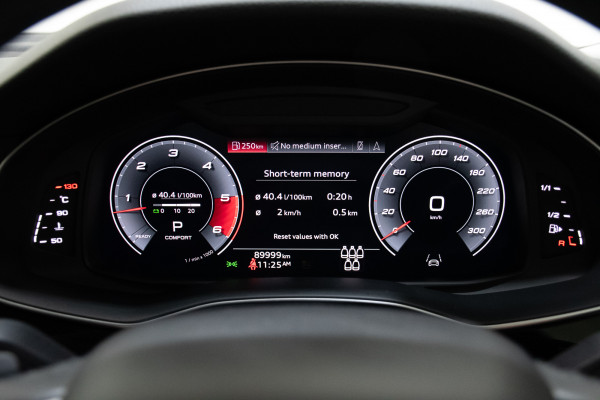 2021 Audi Q7 4M 45 TDI SUV Image 21
