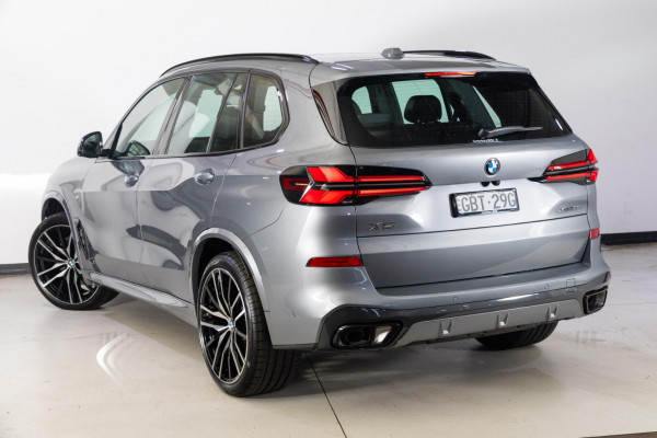 2026 BMW X5 G05 LCI xDrive30d M Sport SUV image 5