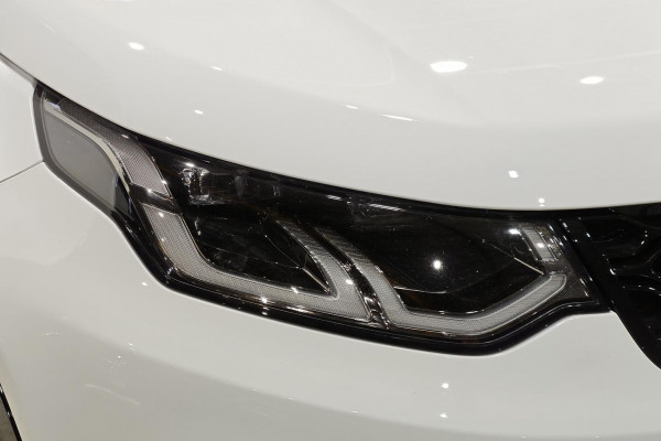 2025 MY25.5 Land Rover Discovery Sport L550 P250 Dynamic SE SUV Image 18