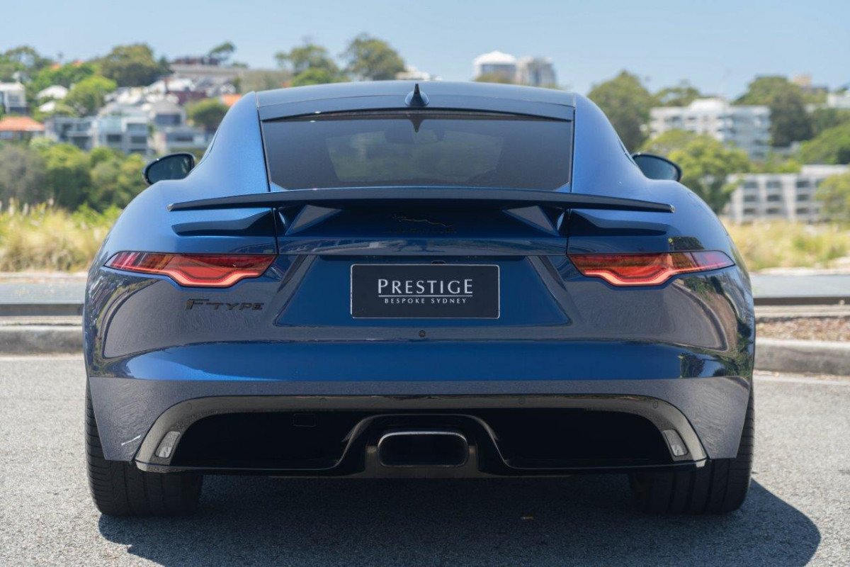 2020 Jaguar F-type R-Dynamic Coupe Image 5