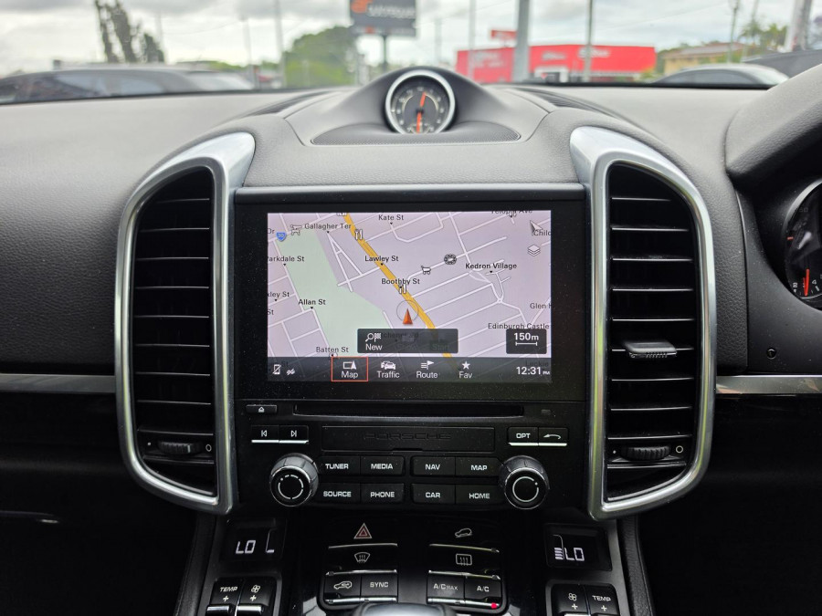 2016 MY17 Porsche Cayenne 92A Platinum Edition SUV Image 15