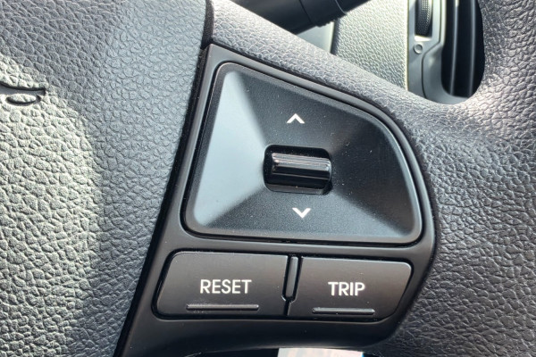 2013 Kia Rio UB S Hatch Image 22