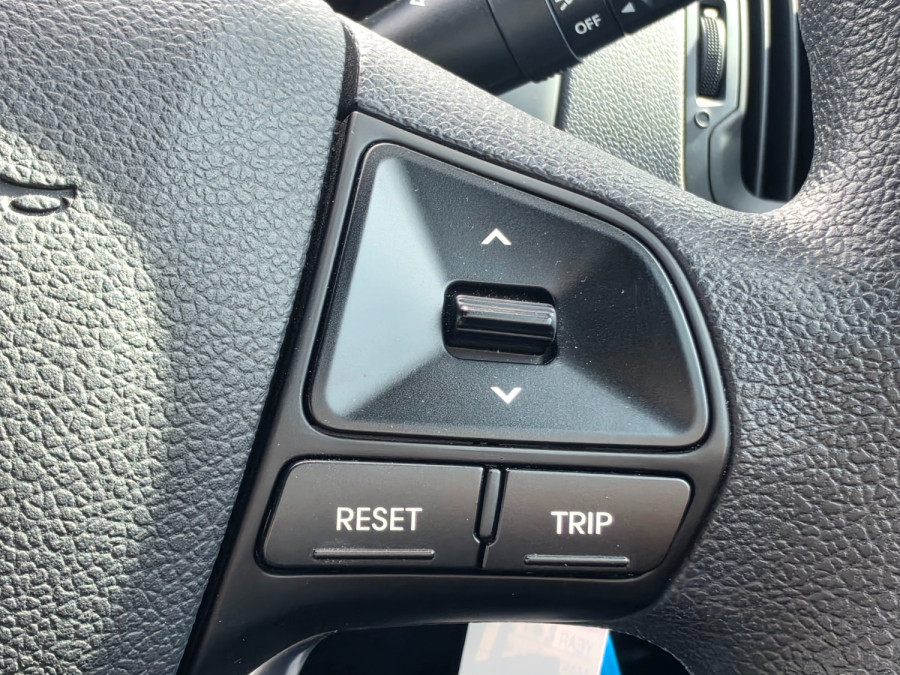 2013 Kia Rio UB S Hatch Image 22
