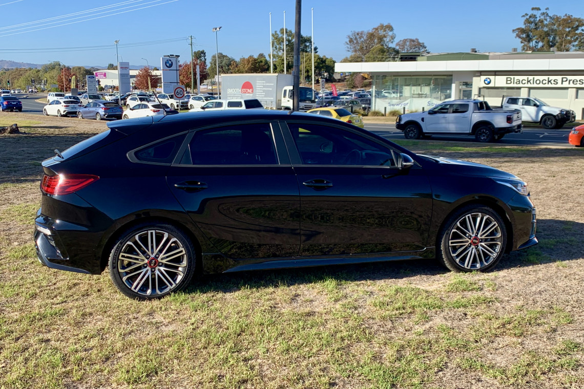 2020 Kia Cerato BD GT Hatch Image 26