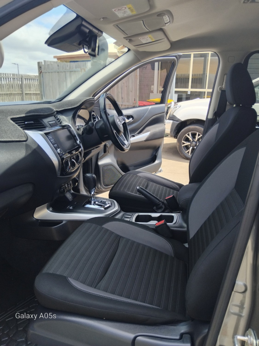 2023 Nissan Navara D23 ST Ute Image 32