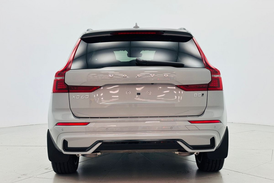 2025 MY26 Volvo XC60 UZ Ultra B5 Dark SUV Image 11