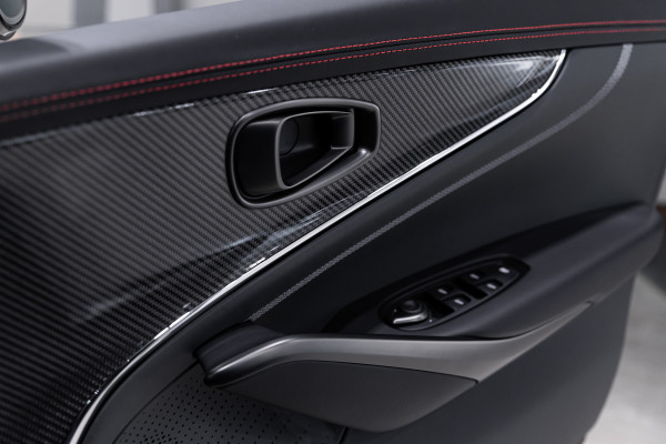 2025 Aston Martin DBX Wagon Image 41