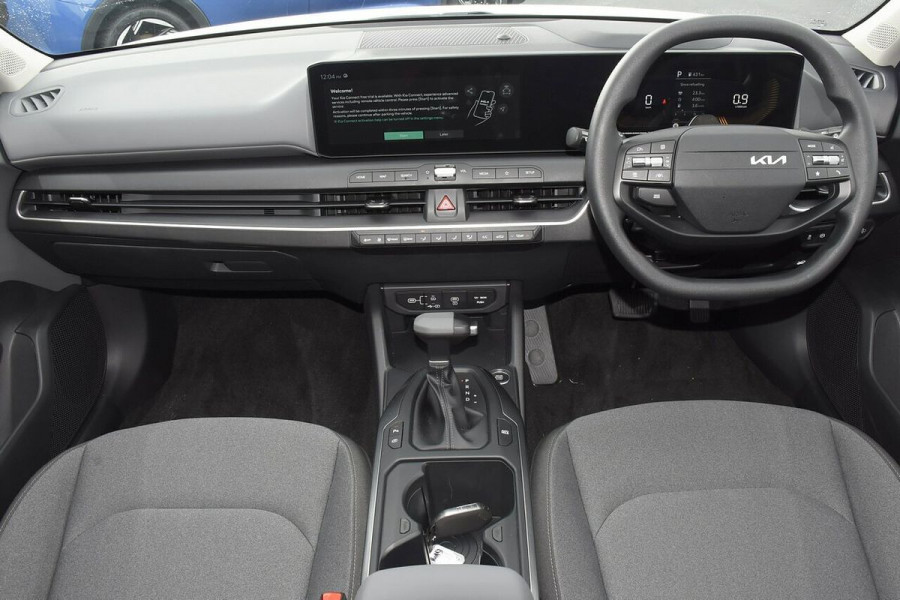 2025 Kia K4 CL4m S Sedan Image 6