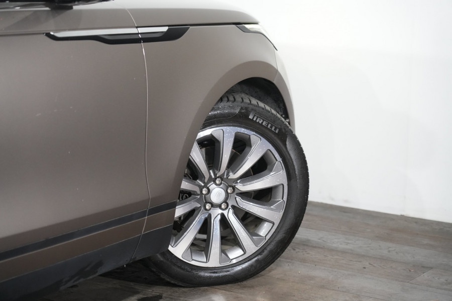2018 Land Rover Range Rover Velar L560 D300 SE SUV
