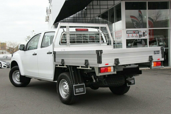 2019 Isuzu UTE D-MAX SX Crew Cab Chassis 4x4 Cab chassis Mobile Image 3