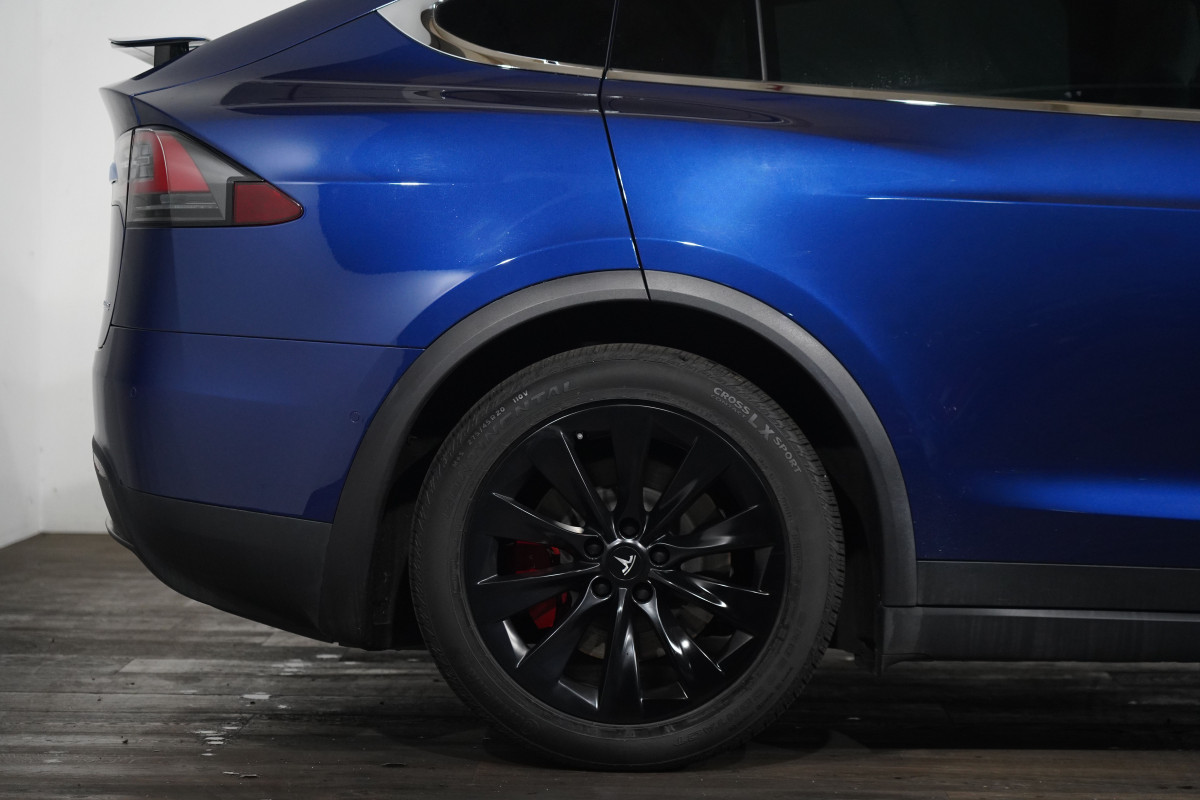 2020 Tesla Model X X Performance SUV Image 6