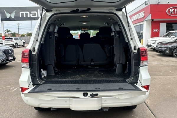 2019 Toyota LandCruiser VDJ200R GXL SUV Image 5