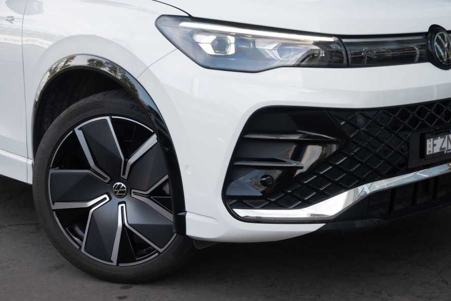 2025 Volkswagen Tiguan CT 195TSI R-Line SUV Image 6