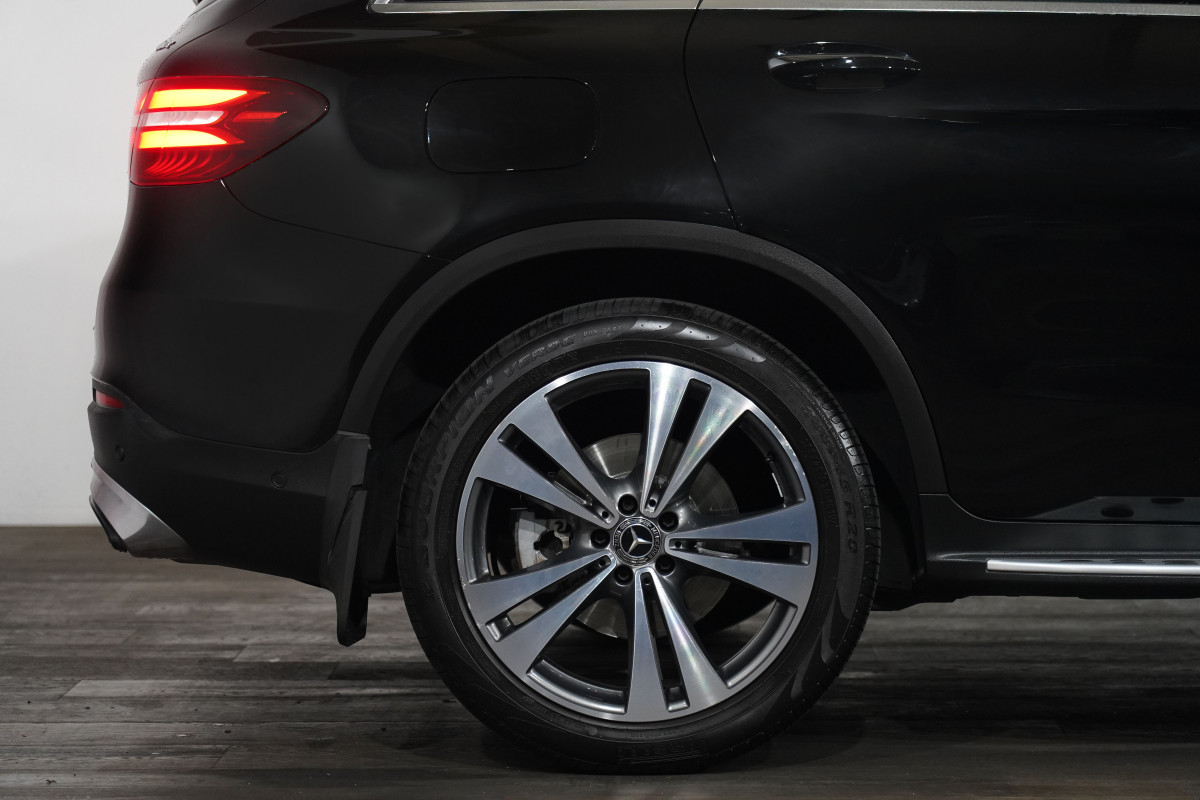 2018 Mercedes-Benz Glc 250 SUV Image 6