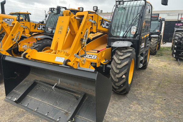 2026 JCB TELEHANDLER - AG Telescopic Handler Image 1