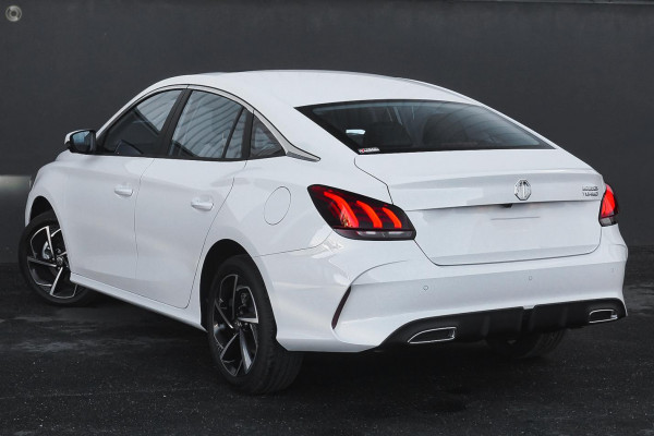 2025 MG MG5 AP32 Essence Sedan Image 4
