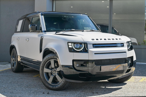 Land Rover Defender 110 P425 X-Dynamic SE L663