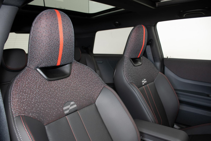 2026 MINI Cooper F66 JCW Favoured Hatch