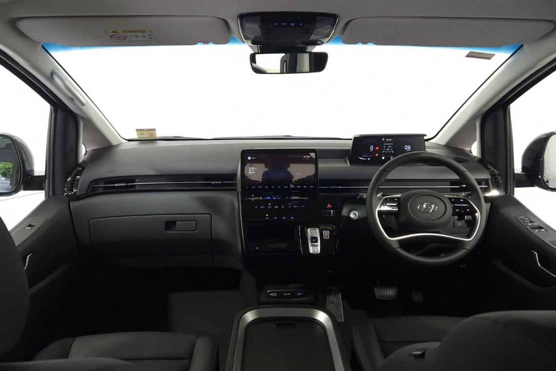 2022 Hyundai Staria US4.V1 Elite Van Image 5