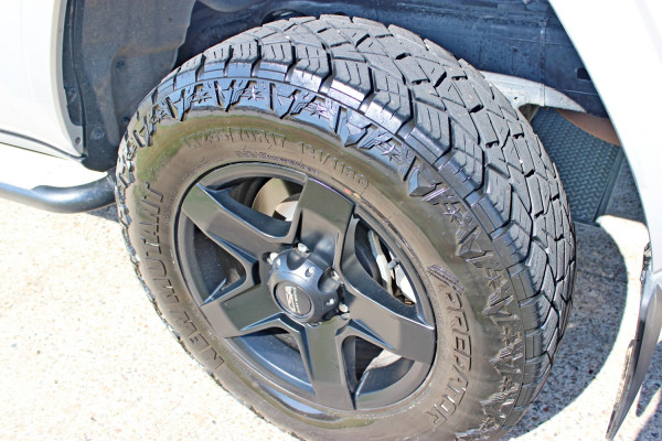 2023 Toyota LandCruiser FJA300R GX SUV Image 8