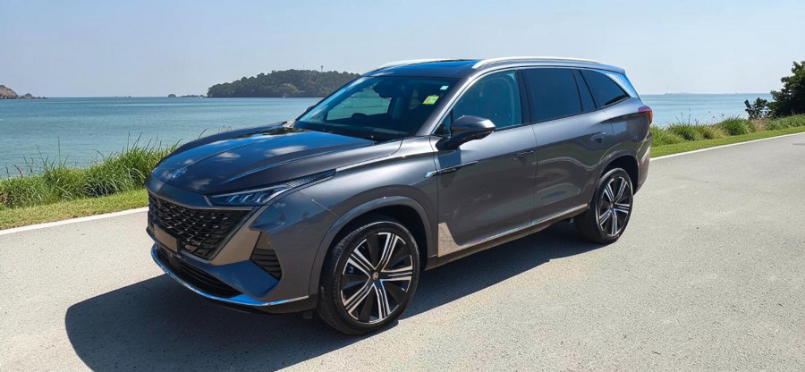 2025 MG QS IS31 Essence SUV Image 2