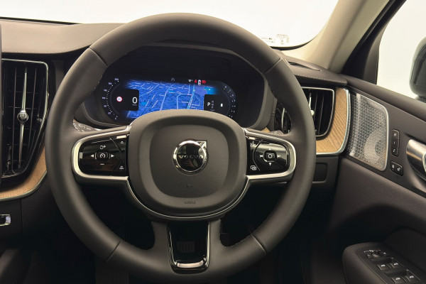 2025 MY26 Volvo XC60 UZ Ultra B5 Dark SUV Image 18