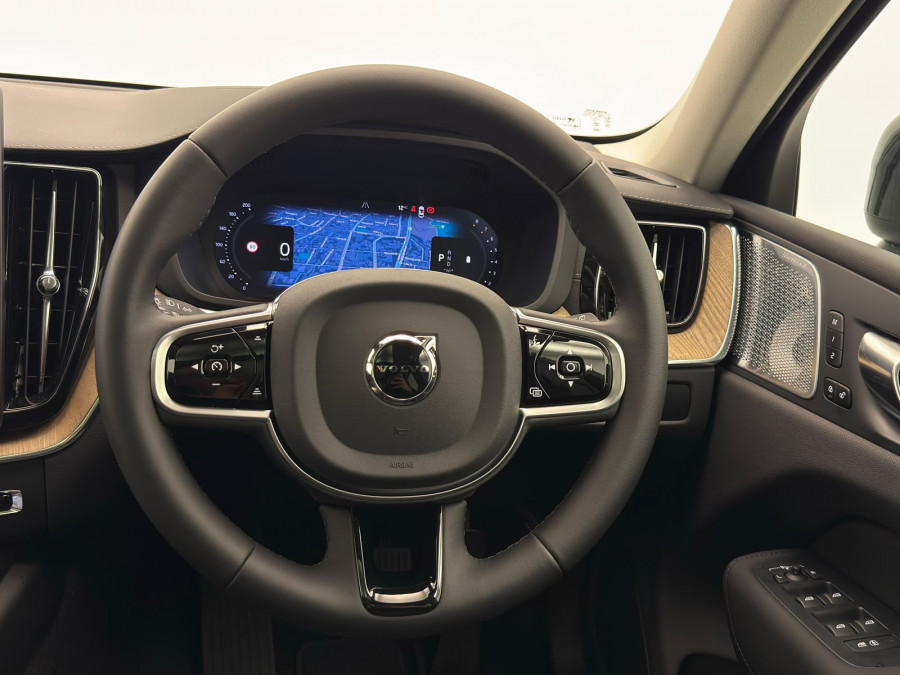 2025 MY26 Volvo XC60 UZ Ultra B5 Dark SUV Image 18