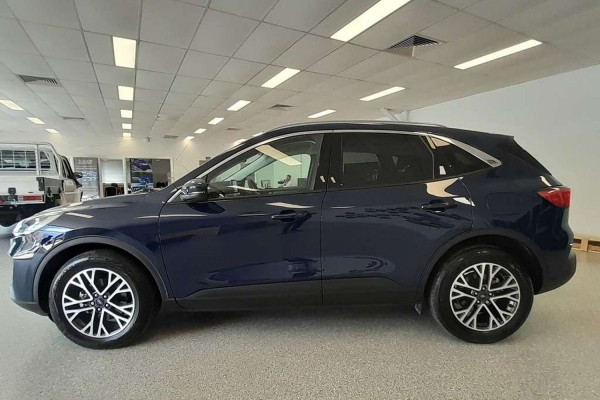 2022 Ford Escape ZH  SUV