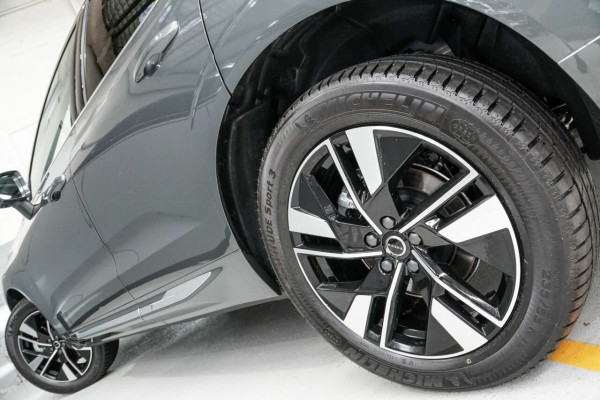 2026 Volvo XC60 UZ Plus B5 Bright SUV Image 4