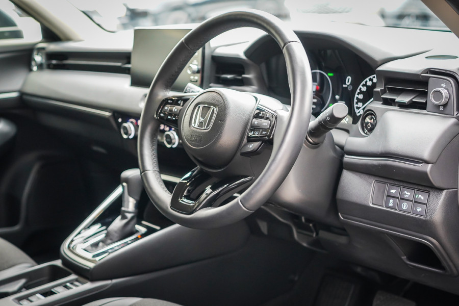 2023 MY22 Honda HR-V  e:HEV L SUV Image 17