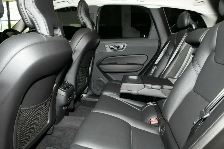 2019 Volvo XC60 UZ MY19 D4 AWD Inscription Suv Image 9
