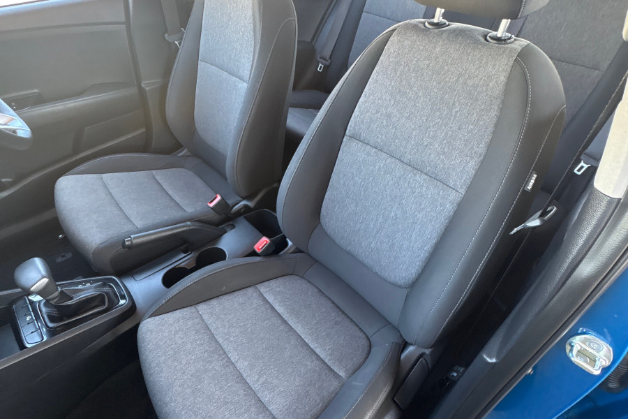 2023 Kia Stonic YB S SUV Image 9