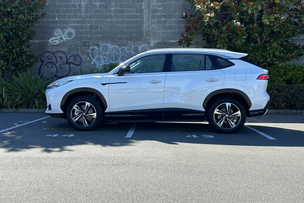 2026 MG HS Super Hybrid Excite SUV Image 5