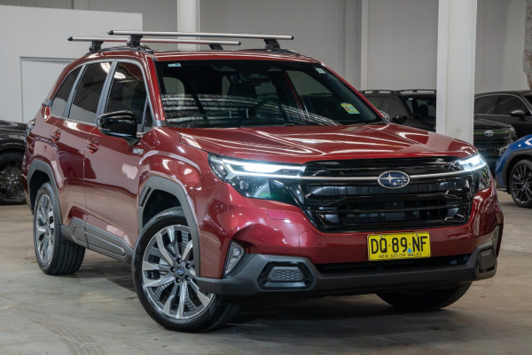 Subaru Forester Hybrid Touring S6