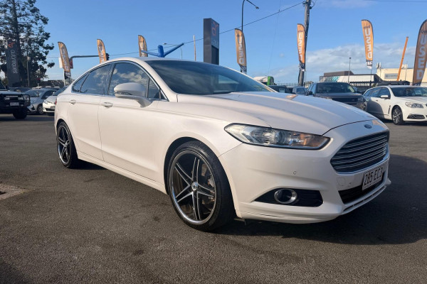 2016 Ford Mondeo MD Trend Hatch Image 4