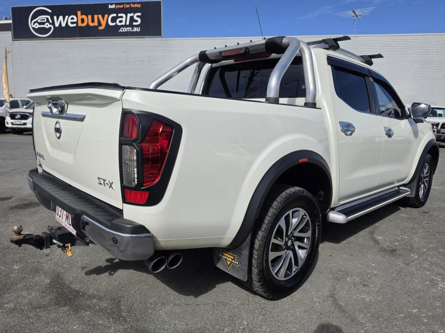 2018 Nissan Navara D23 Series 3 ST-X King Cab Pickup Image 7