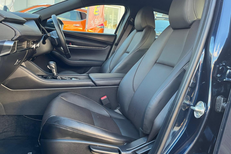 2023 Mazda 3 BP Series G20 Touring Hatch Image 12