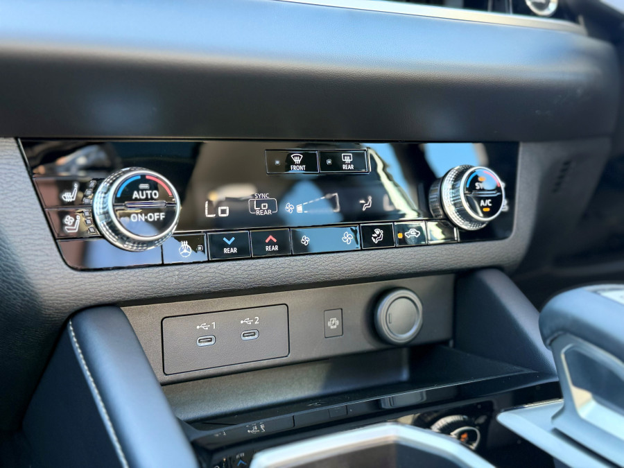 2025 Mitsubishi Outlander ZM Exceed SUV Image 16
