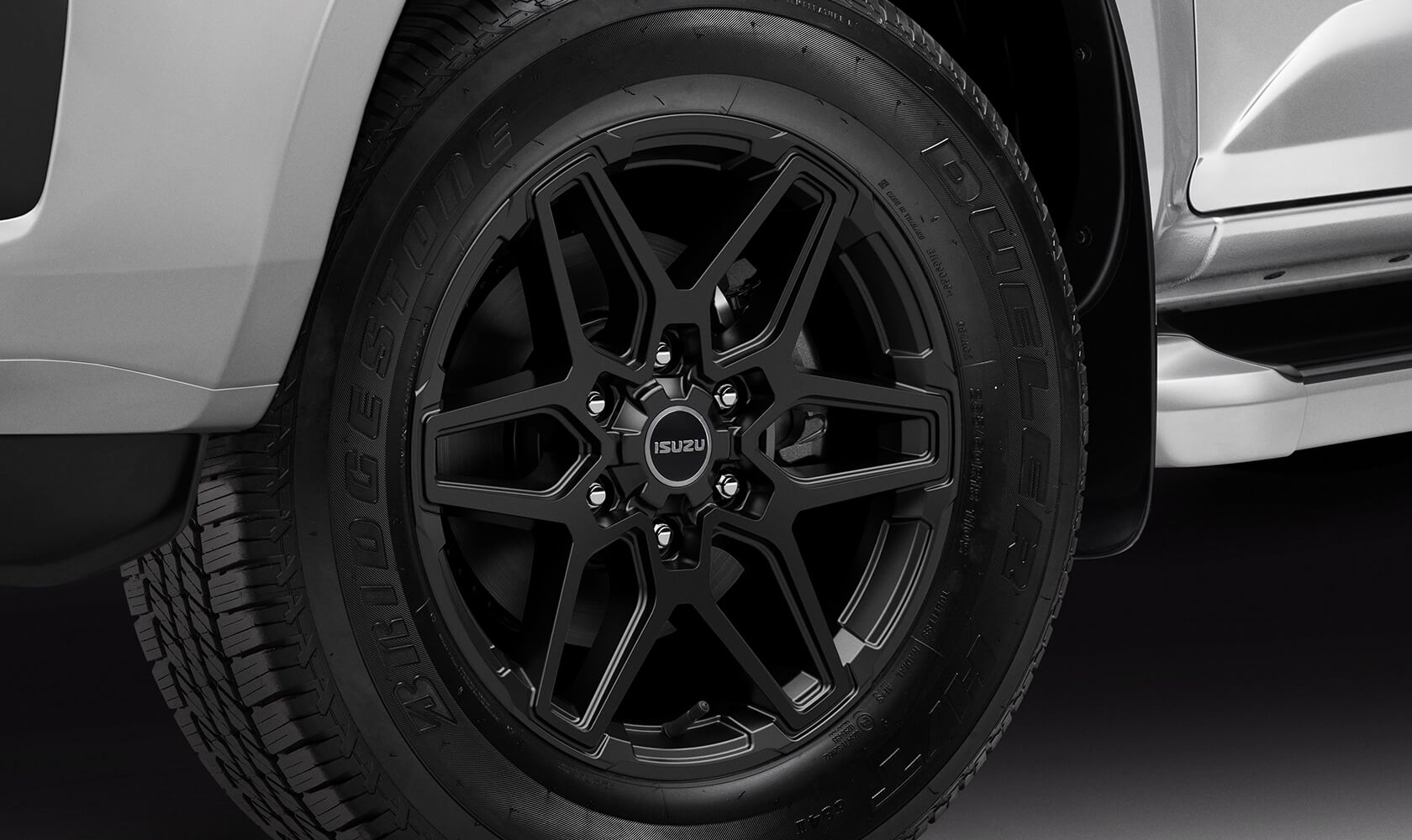 <img src="18" Traction Alloy Wheels (Set of 4)
