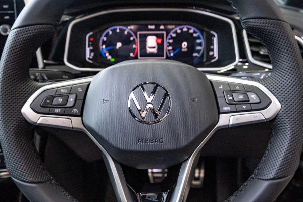 2025 Volkswagen T-Roc 140TSI R-Line SUV Image 6
