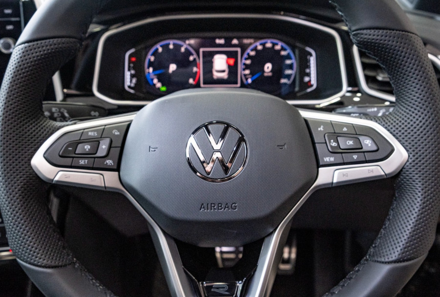 2025 Volkswagen T-Roc 140TSI R-Line SUV Image 6